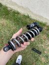Fox van Performance Titan pružina 220mm
