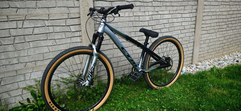 CTM Dirtking PRO 2021, Dirt kolo, Dirtové kolo
