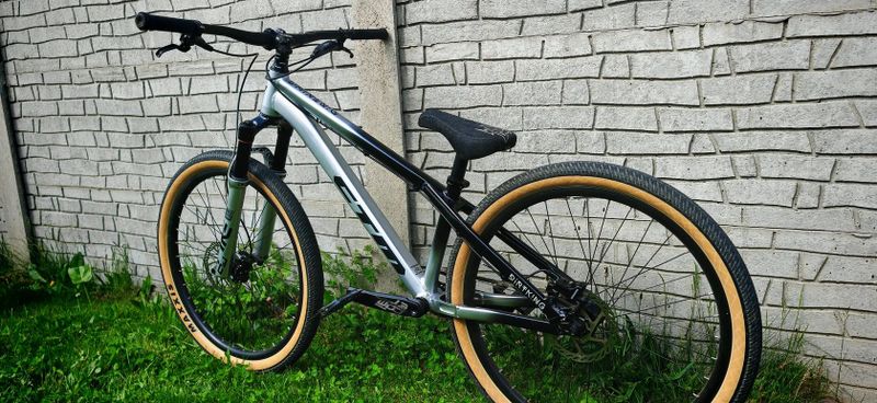 CTM Dirtking PRO 2021, Dirt kolo, Dirtové kolo
