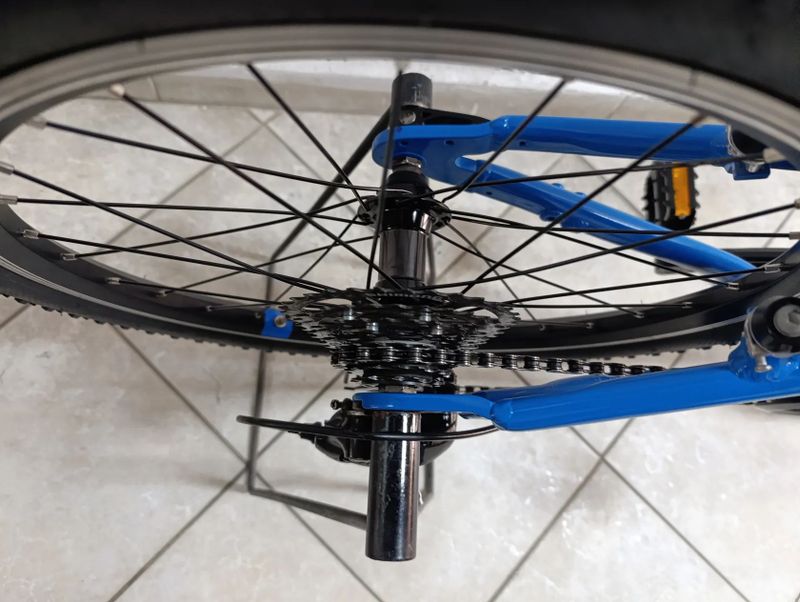 Starší renovované jízdní kolo dětské 20" Giant ARX