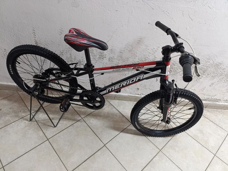 Starší renovované jízdní kolo dětské 20" Merida Dakar