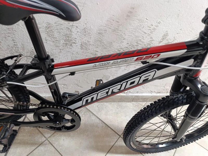 Starší renovované jízdní kolo dětské 20" Merida Dakar