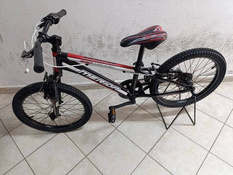 Starší renovované jízdní kolo dětské 20" Merida Dakar