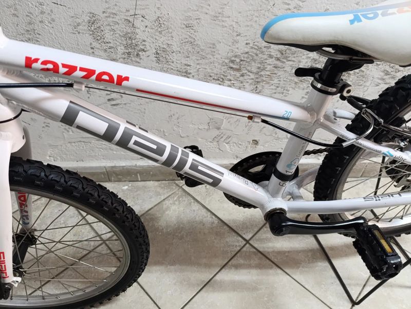 Starší renovované jízdní kolo dětské 20" Pells Razzer
