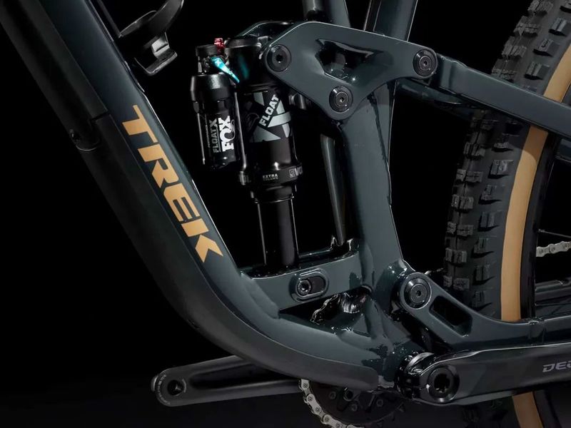 TREK Fuel EX 8 XT Gen 6, model 2025, vel. S, nové kolo