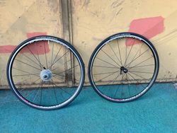 Prodám výplety Campagnolo - Proton, Nucleon, zonda, Neutron
