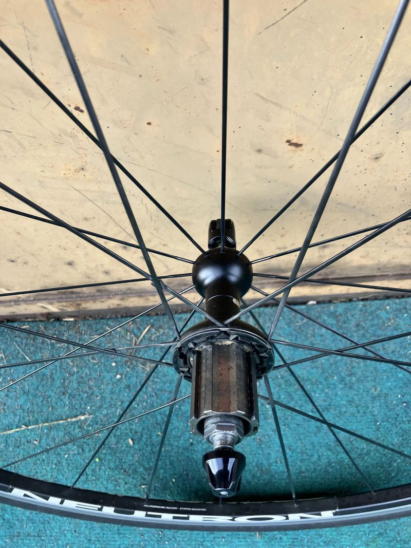 Prodám výplety Campagnolo - Proton, Nucleon, zonda, Neutron