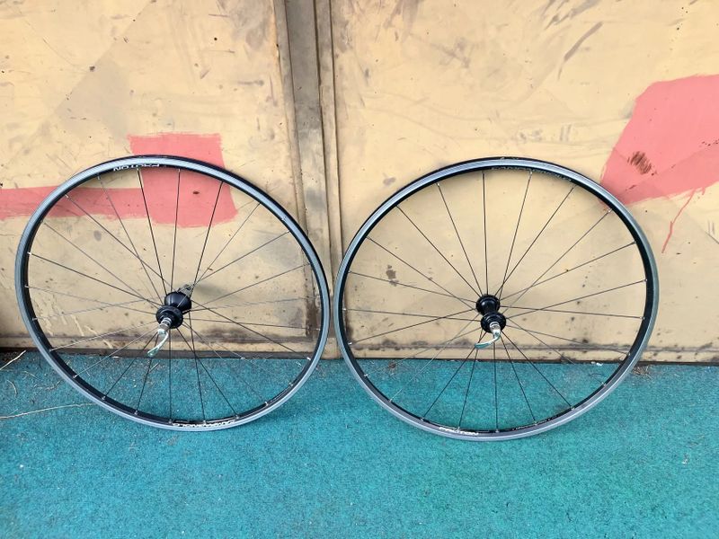 Prodám výplety Campagnolo - Proton, Nucleon, zonda, Neutron