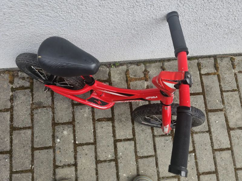 Odrážedlo Specialized Hotwalk
