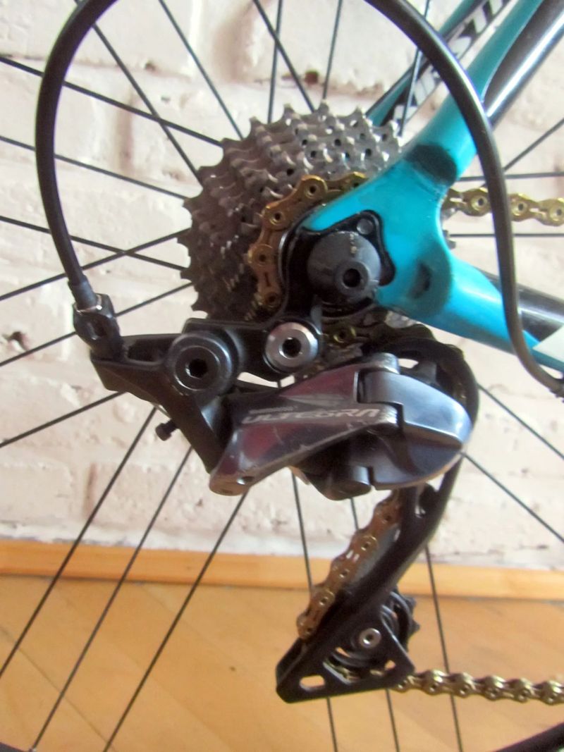AIRSTREEM STORM na Shimano ULTEGRA 8000, 56 cm. Super stav