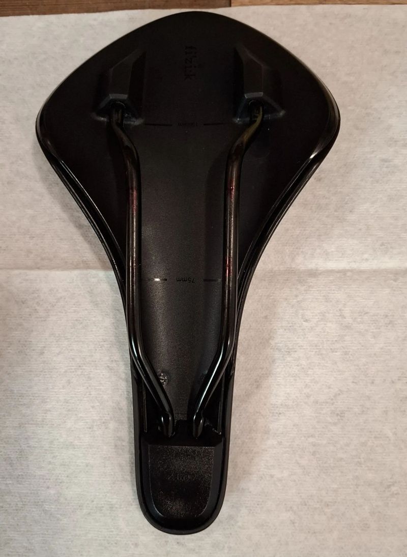 Prodám sedlo Fizik Aliante Tempo 150mm