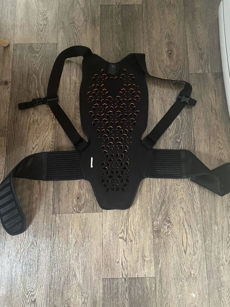 Zádový chránič SCOTT AirFlex