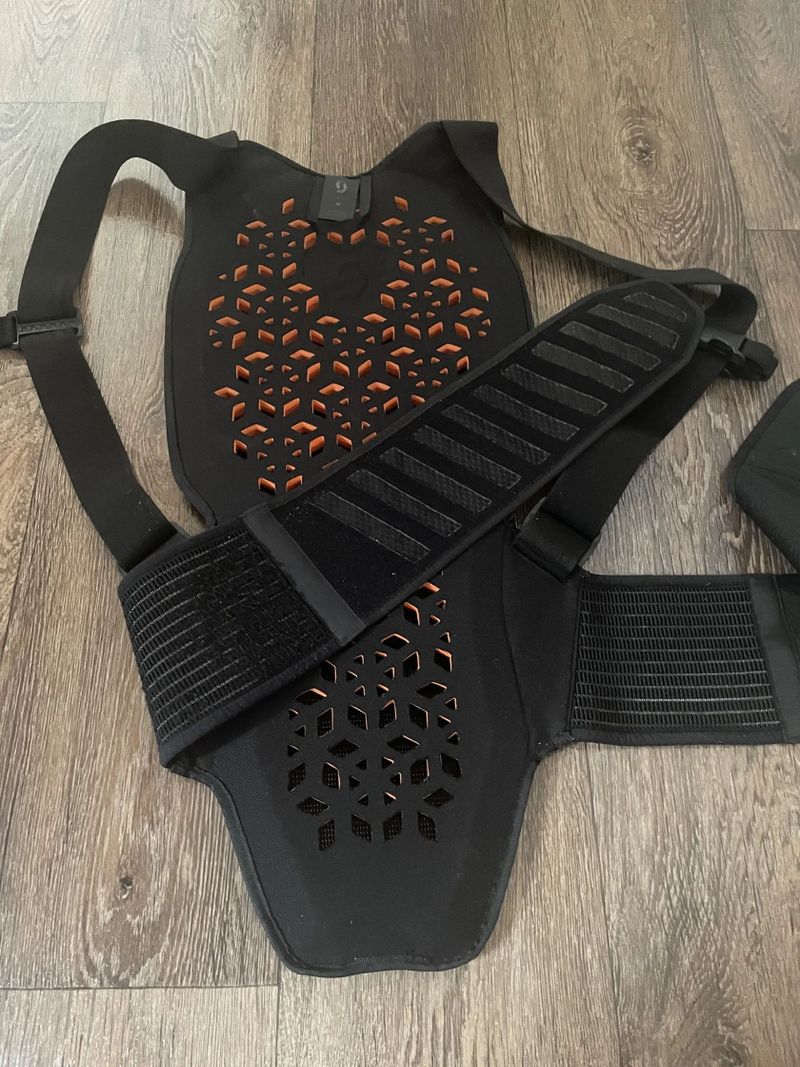 Zádový chránič SCOTT AirFlex