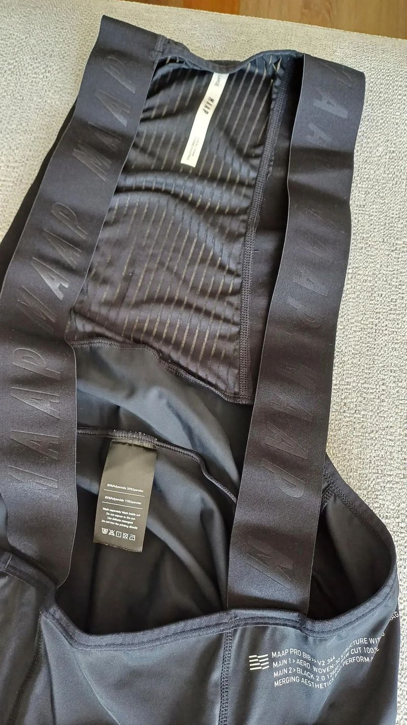 Nový dres a kraťase MAAP, velikost XL-2XL