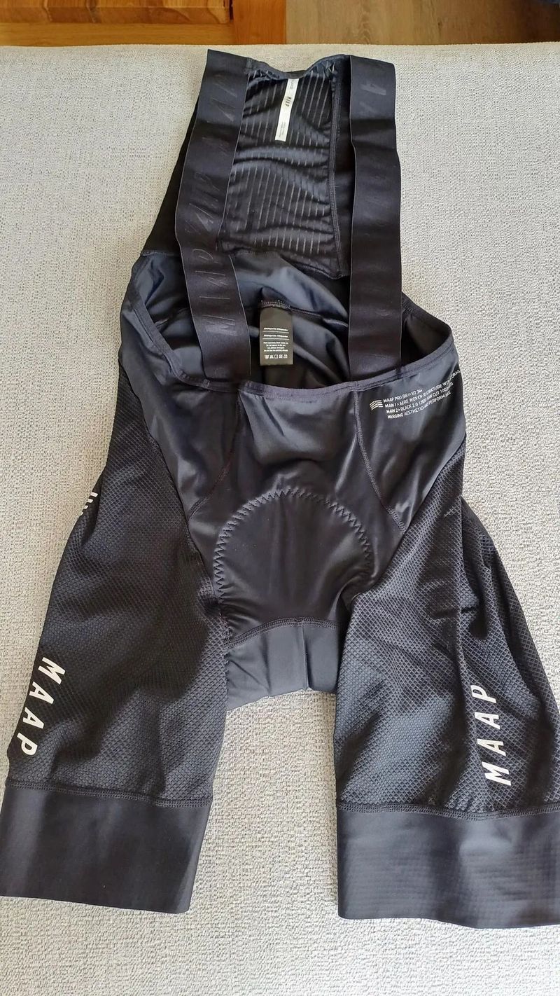 Nový dres a kraťase MAAP, velikost XL-2XL