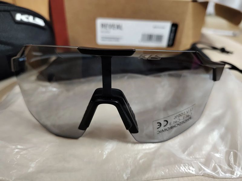 Kellys KLS REVEAL brýle, black/photochromic