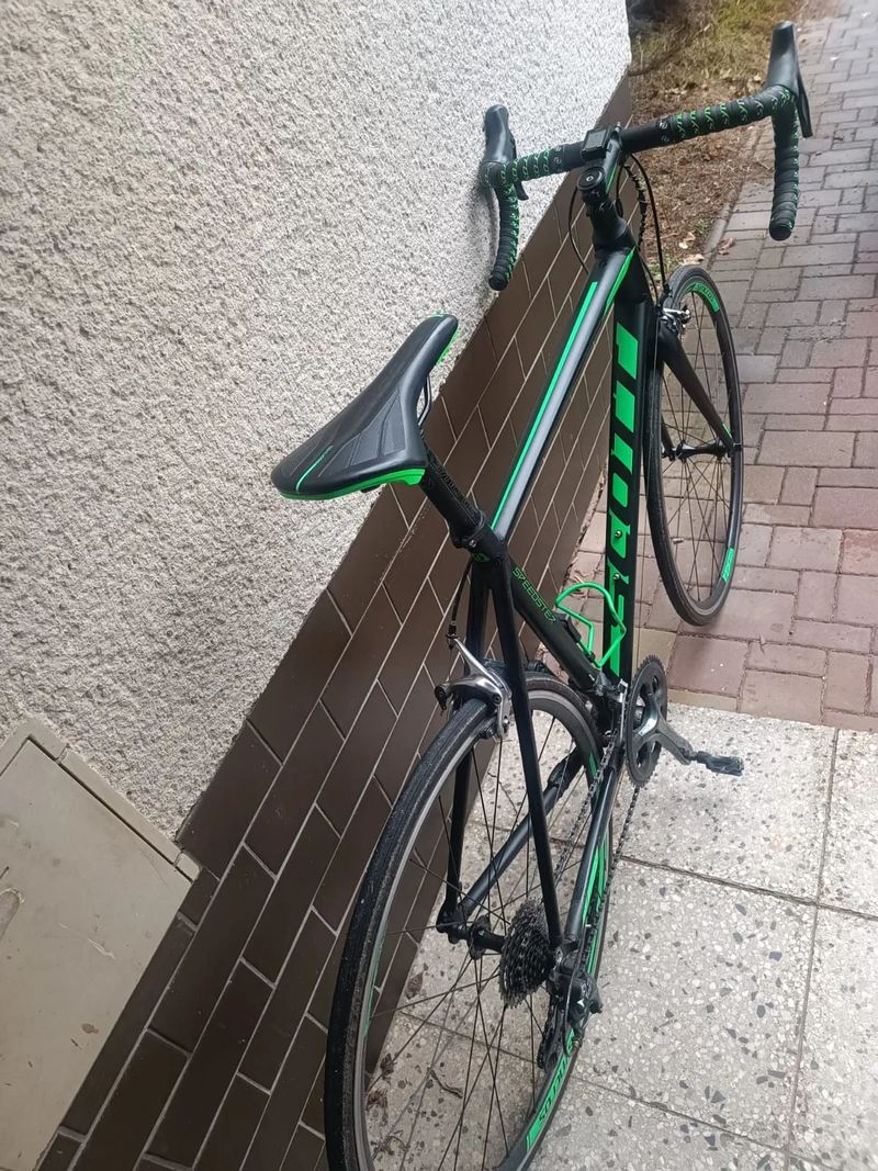Silniční kolo Scott Speedster 30