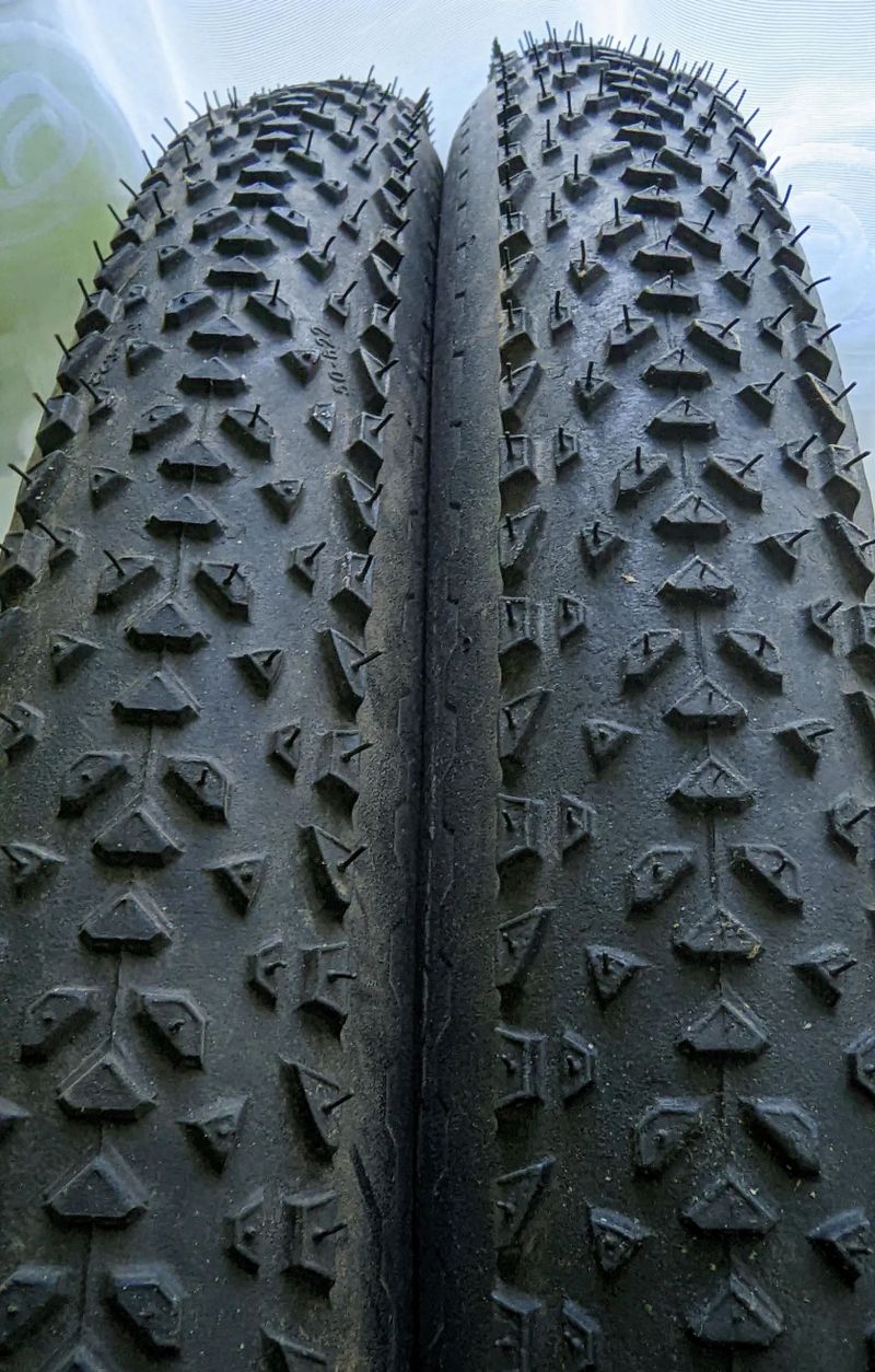 kola 29", 32 drátů, boost, Micro Spline, CL, náboje Novatec, včetně kotoučů, jako nová