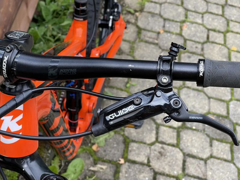 Kona Satori DL velikost S, 140mm Sram GX, od 155cm