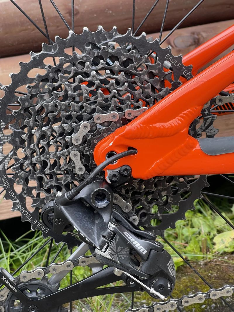 Kona Satori DL velikost S, 140mm Sram GX, od 155cm