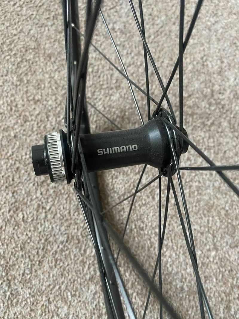 Zapletené přední kolo boost 27,5 Specialized