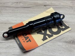 Fox Float Rhythm R, 230x60mm (oko-oko)