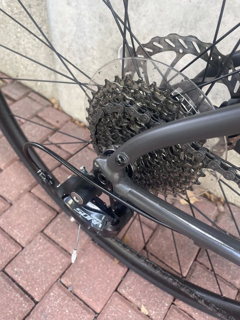 Silniční kolo Cannondale Synapse 3 Smoke black