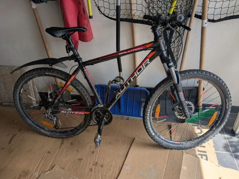 Prodej MTB Author Solution 27.5" x 19", rok 2020, 3x9 rychlostí, kotoučové brzdy