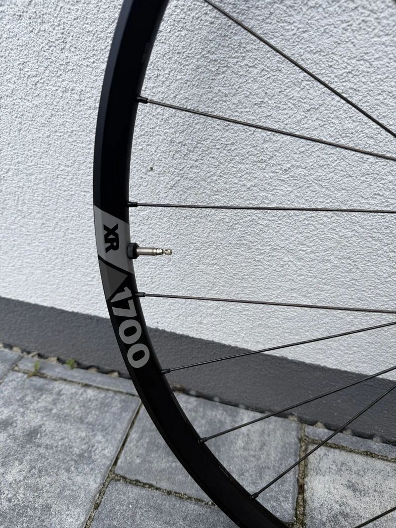 29" kola DT Swiss XR 1700