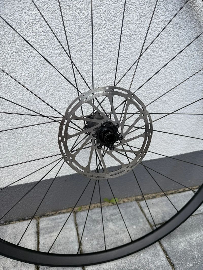 29" kola DT Swiss XR 1700