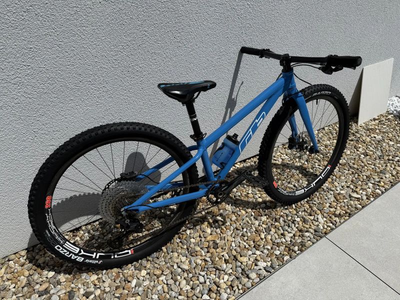 Prodám dětské ultra lehké horské kolo RB 24" (karbonové kola 26")