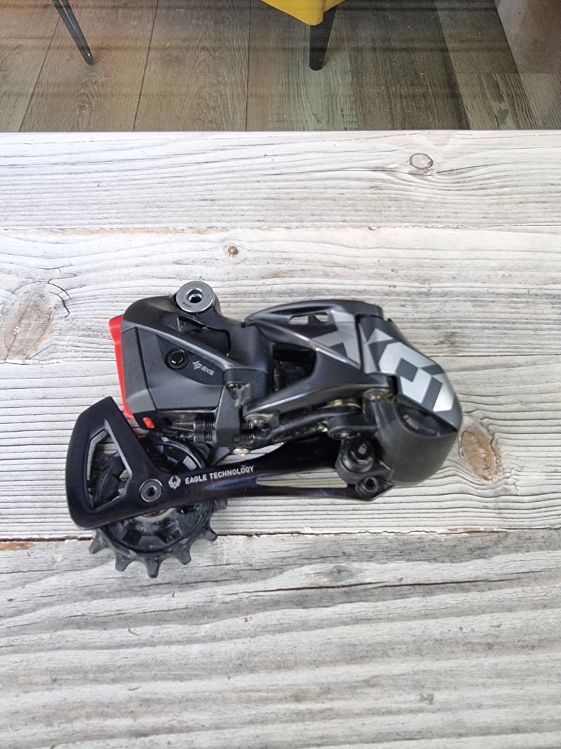 Prodám prehazovacku SRAM Eagle axs x01