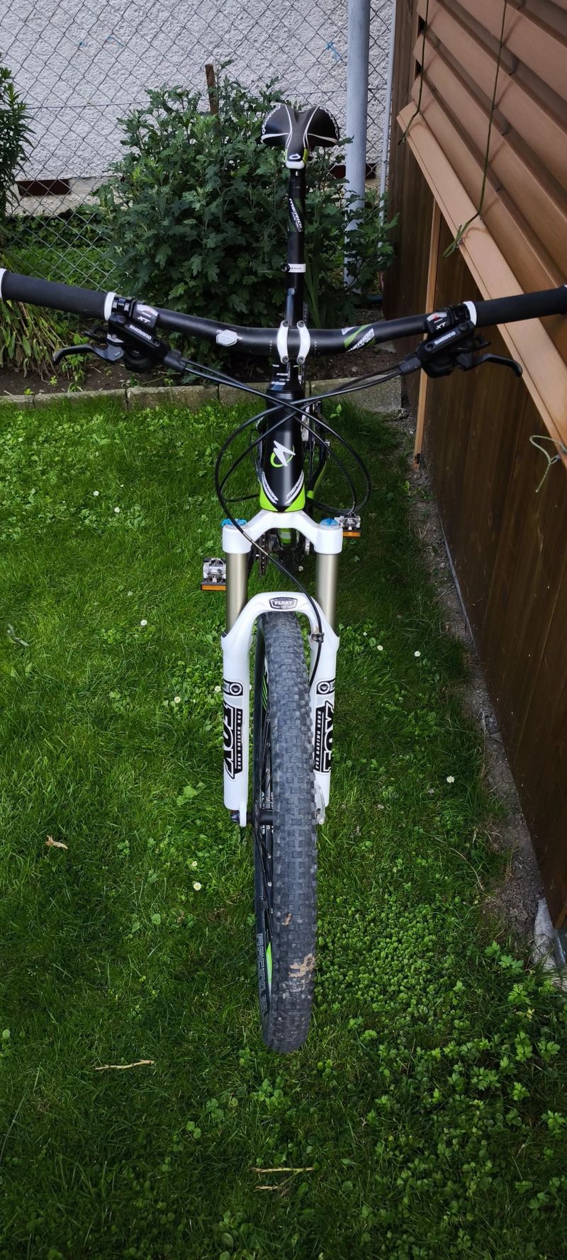 Horské celoodpružené kolo Merida XT edition