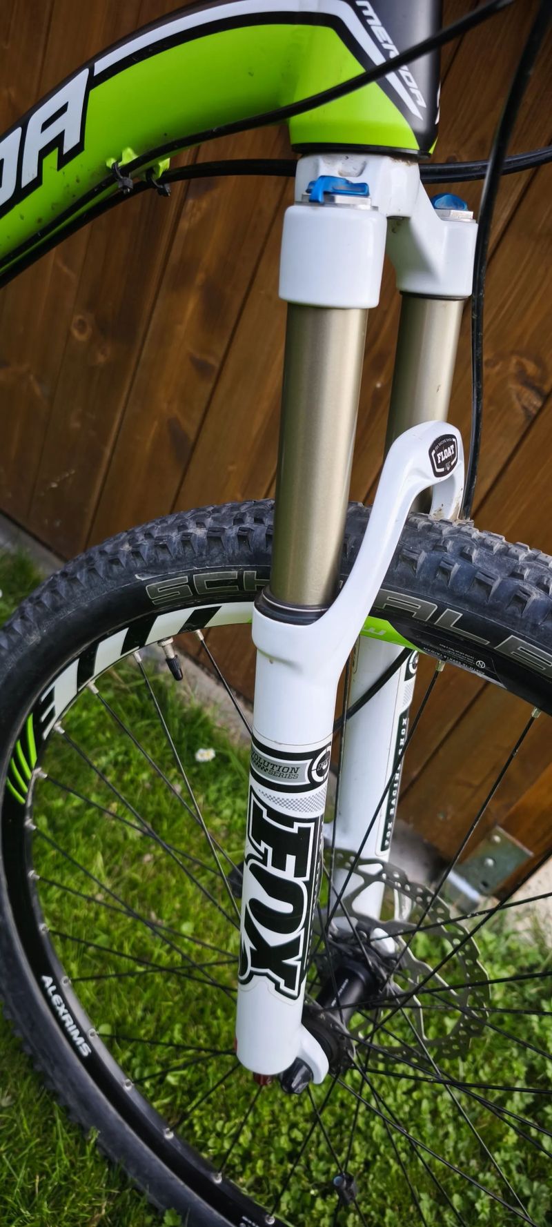 Horské celoodpružené kolo Merida XT edition