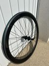 Bontrager Aeolus Comp 5 – alu brzdná plocha, stav výborný