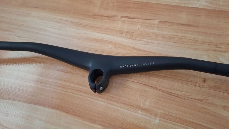 MTB řidítka Bontrager RSL