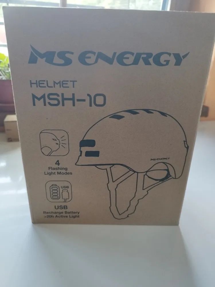 Prodám novou helmu na cyklistiku i na in-line skating s LED světlem