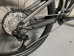 Trek Fuel Ex 9.7 2024 XL - nové komponenty