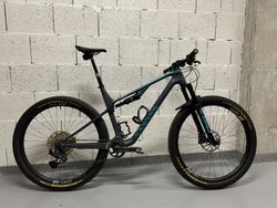 Canyon Lux trail