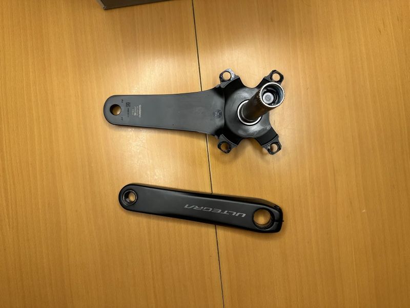 Kliky Shimano Ultegra FC-R8100 175mm
