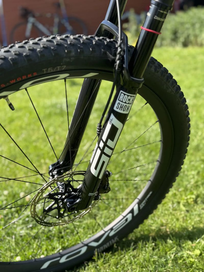 S-WORKS EPIC LTD - TOP STAV