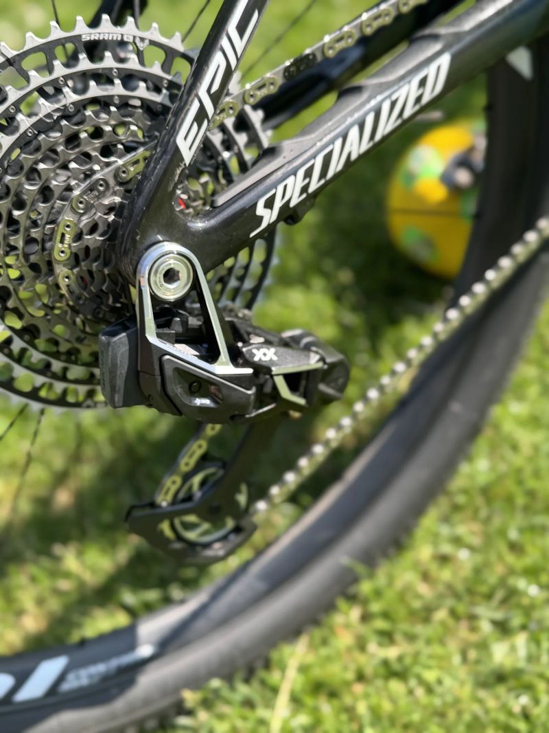S-WORKS EPIC LTD - TOP STAV