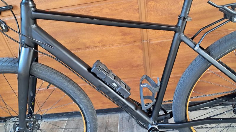 CUBE Hyde vel.54 M pro postavu cca. 165-180cm