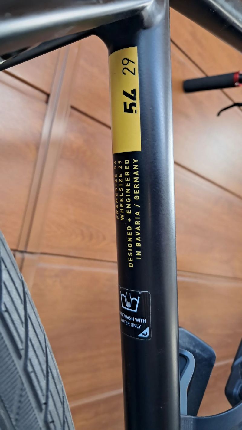 CUBE Hyde vel.54 M pro postavu cca. 165-180cm