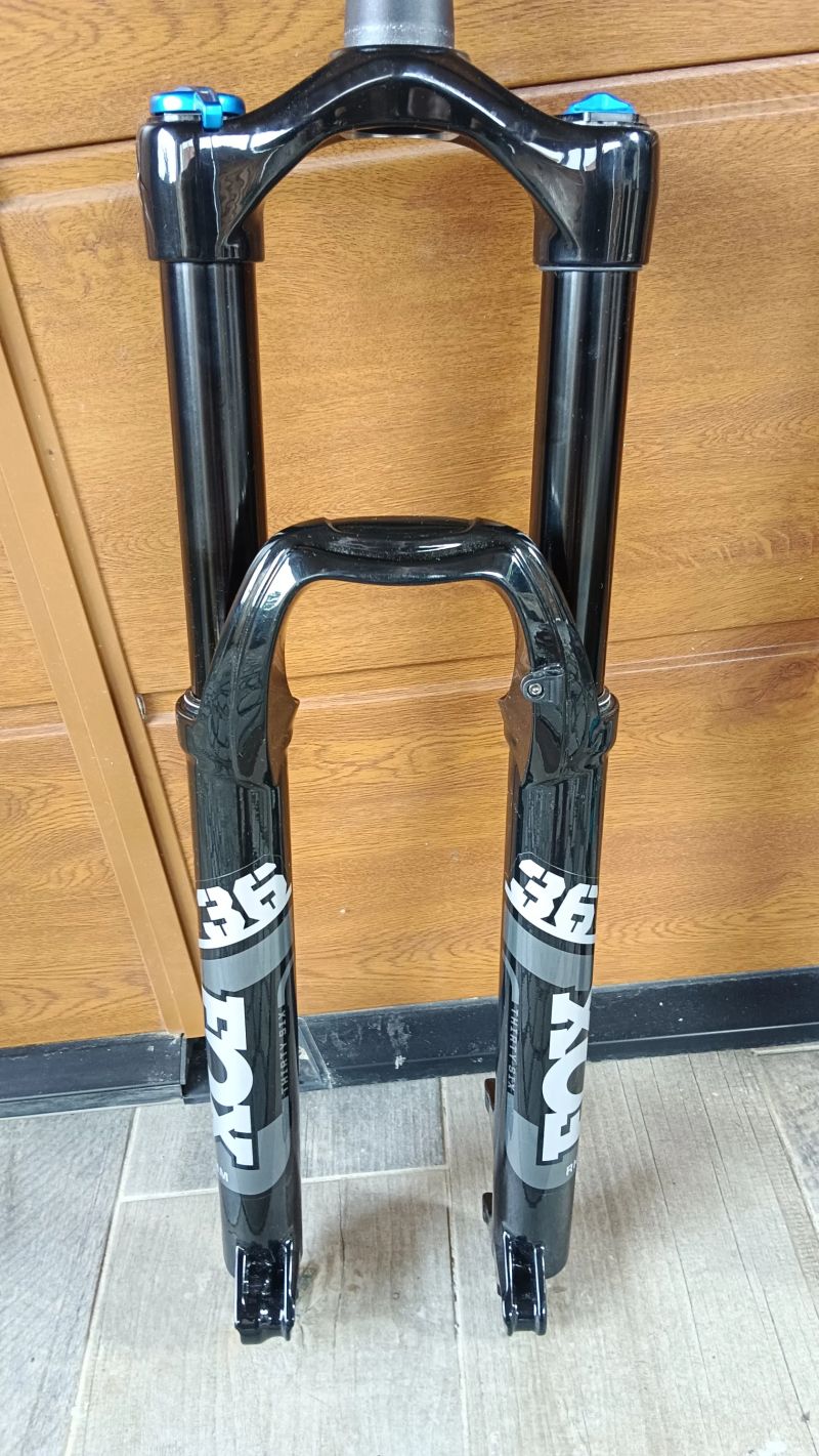 vidlice 29" FOX a DTSwiss F535 zdvih 150