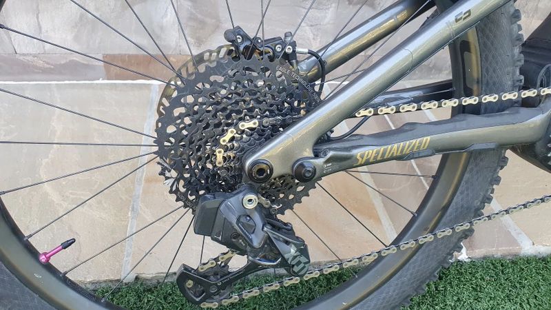 Specialized Turbo Levo Expert 2022 - 3.generace