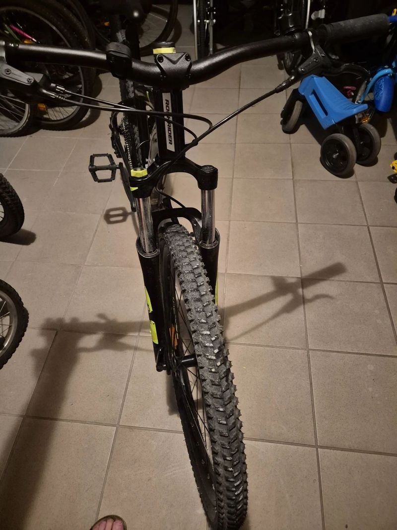 Jako nové Rockrider ST 530 vel.S