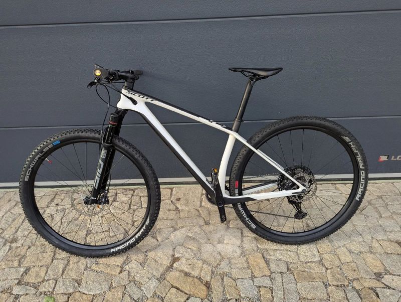 ZAREZERVOVÁNO: Prodám Scott Scale RC 900 Team 