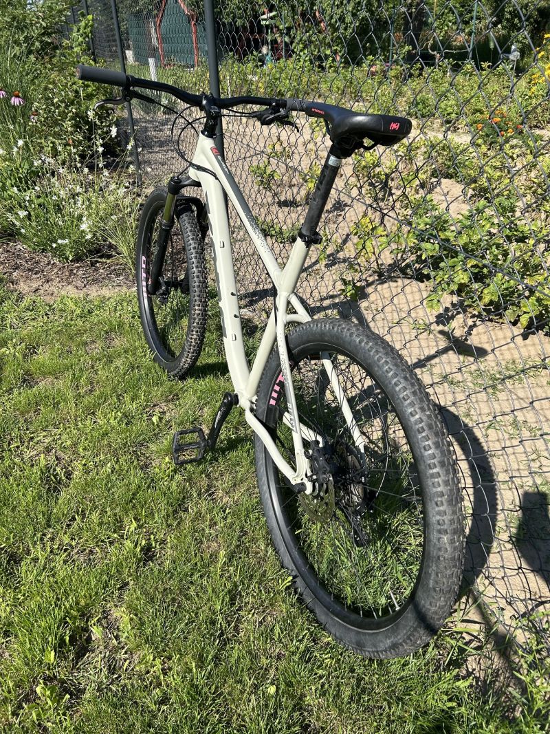 Horské MTB kolo - KONA Blast 2019