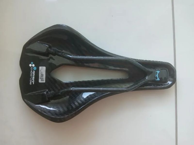 Prodám 3Dtištěné karbonové sedlo